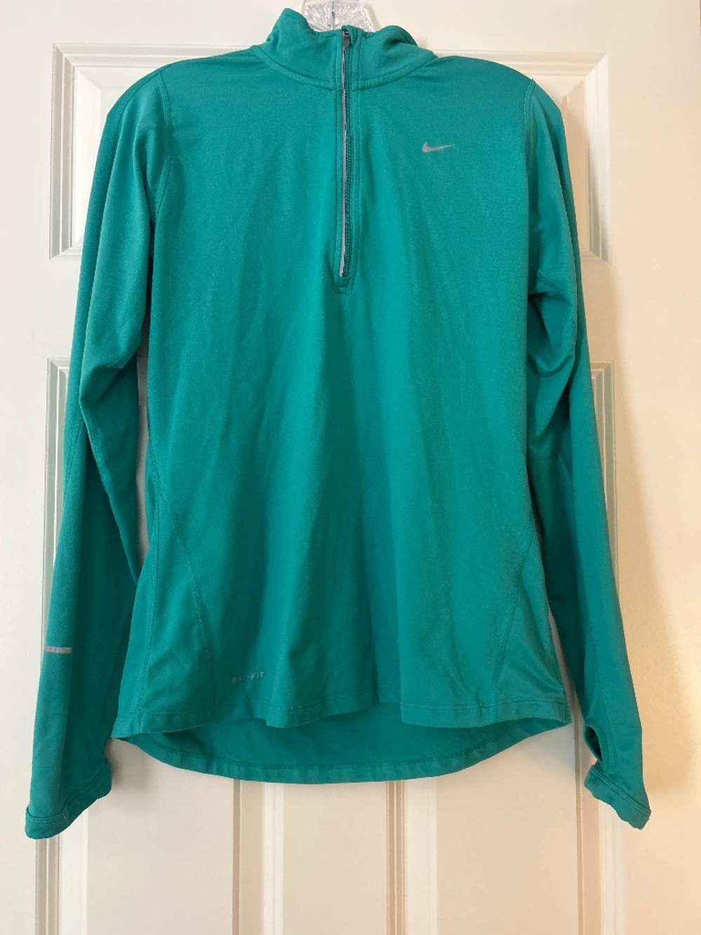 Women’s Nike zip up jacket